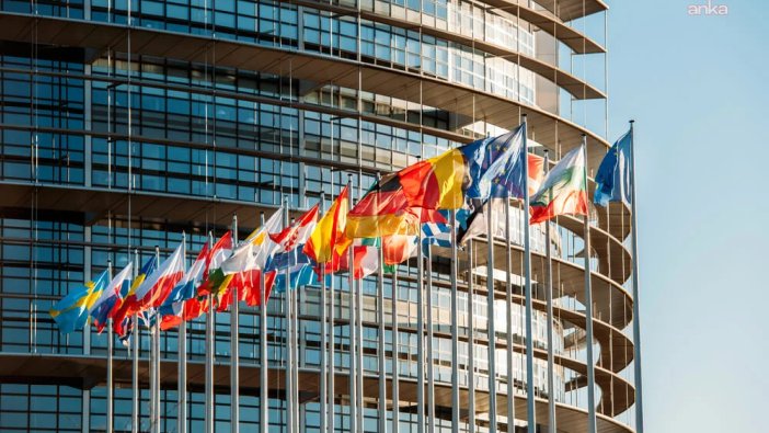 AB, Rusya'ya karşı yeni yaptırımlar devreye aldı