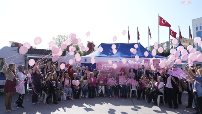 Kartal'da pembe balonlar gökyüzüne yükseldi