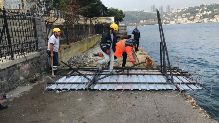 Bariyerler kaldırıldı, sahil yolu tekrar açıldı!