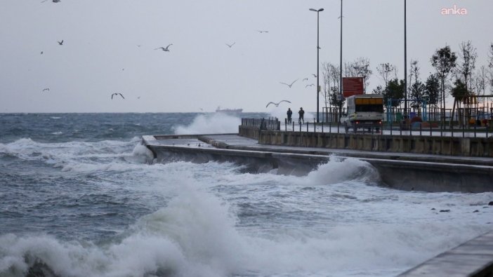 İstanbul'da fırtına ve yağmur alarmı