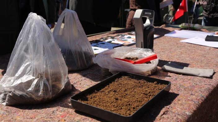 Eskişehir'de 23 bin dekarlık tarım arazisine mobil toprak analizi desteği