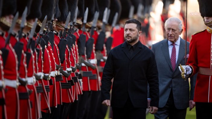 Zelenski, Londra'da Starmer ile buluştu: 'Birleşik Krallık, Ukrayna'nın en yakın müttefiki'