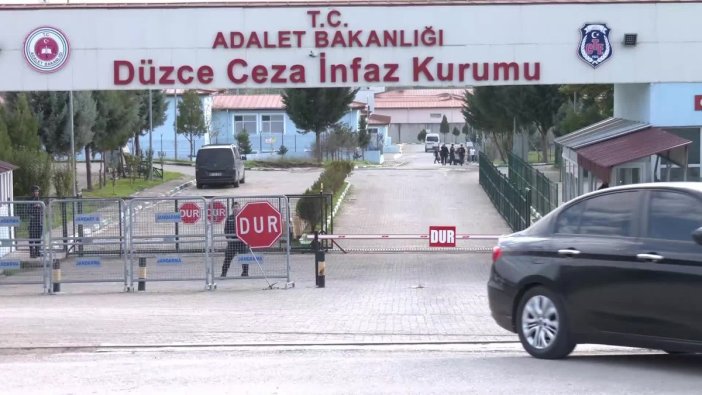 Özgür Özel'den cezaevinde anlamlı ziyaret