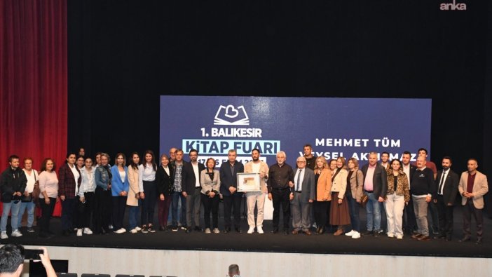 Balıkesir Kitap Fuarı'nda sekizinci gün coşkusu devam ediyor