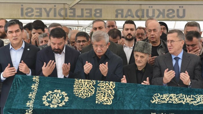 Ahmet Davutoğlu, Kırımoğlu'nun oğlunun cenaze törenine katıldı