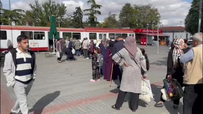 Konya'da simit kuyruğu büyüyor