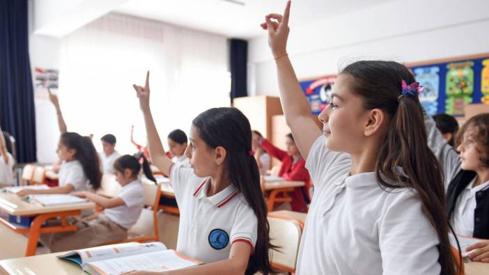 MEB düğmeye bastı! Okula başlama yaşı değişiyor