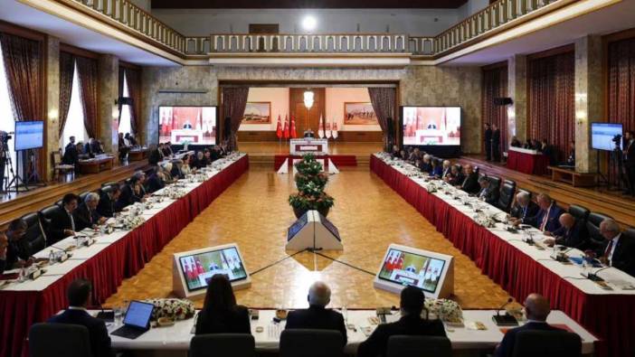 Numan Kurtulmuş'tan süreç toplantısı kararı