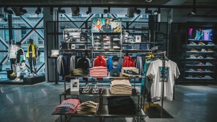 Giyim dünyasında dev satış... Hisseler el değiştirdi