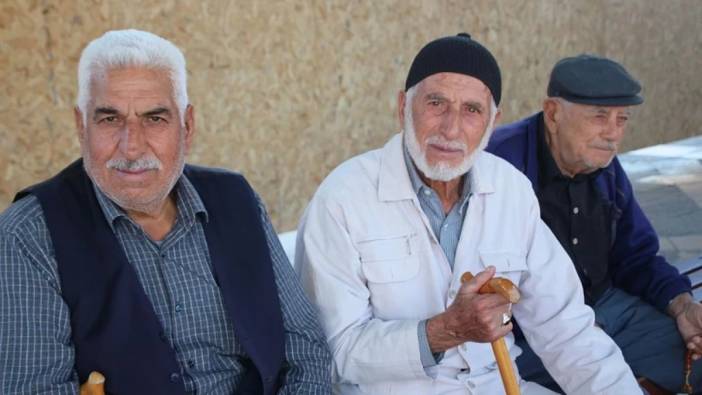 SGK uzmanı Özgür Erdursun ‘teyit ettirin’ diyerek uyardı: Emeklilik hayalleriniz yıkılabilir