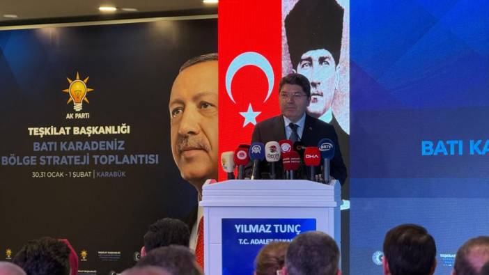 Adalet Bakanı Tunç'tan CHP Lideri Özel'e 'Birinci Parti' Eleştirisi