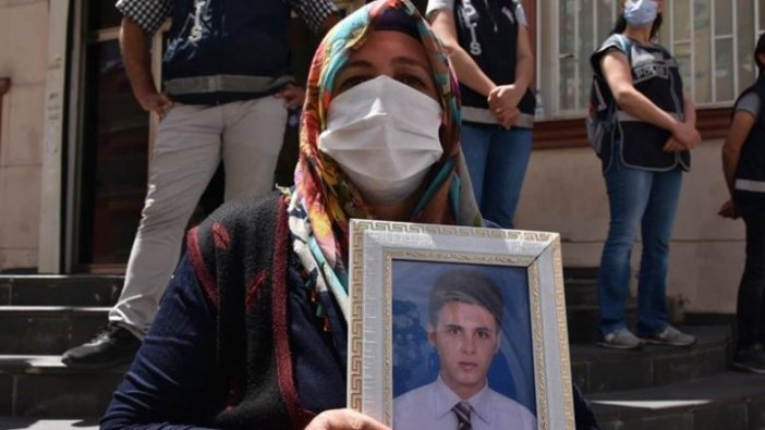 Diyarbakır annesinden oğluna: Türk adaletine teslim ol