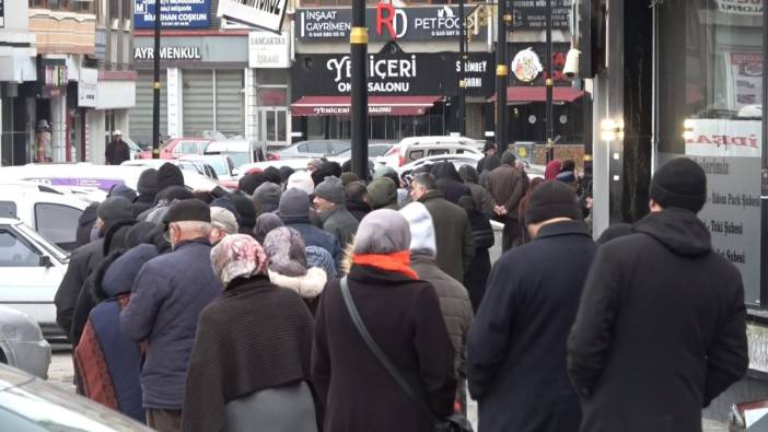 Ramazan Öncesi Et ve Süt Kurumu'nda Yoğunluk: Tüketiciler Uygun Fiyatlı Et İçin Sırada
