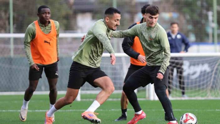 Alanyaspor, Konyaspor Maçı Hazırlıklarına Başladı