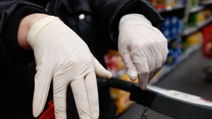 Maske ve eldivenlerin çıkarıldıktan sonra hemen çöpe atılmaması uyarısı