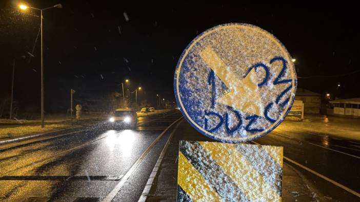 Bolu Dağı'nda Kar Yağışı Ulaşımı Etkiliyor