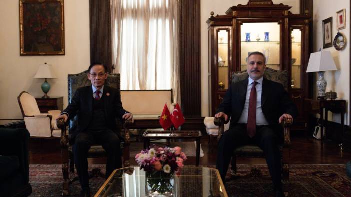 Dışişleri Bakanı Fidan, Vietnamlı Mevkidaşı ile Washington'da Görüştü