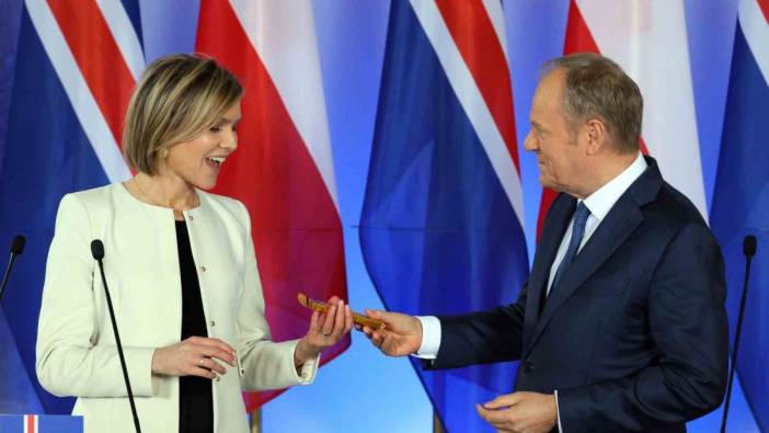 İzlanda, AB Üyeliği İçin Referanduma Hazırlanıyor