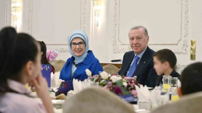 Cumhurbaşkanı Erdoğan, Devlet Himayesindeki Çocuklarla İftar Yemeğinde Buluştu