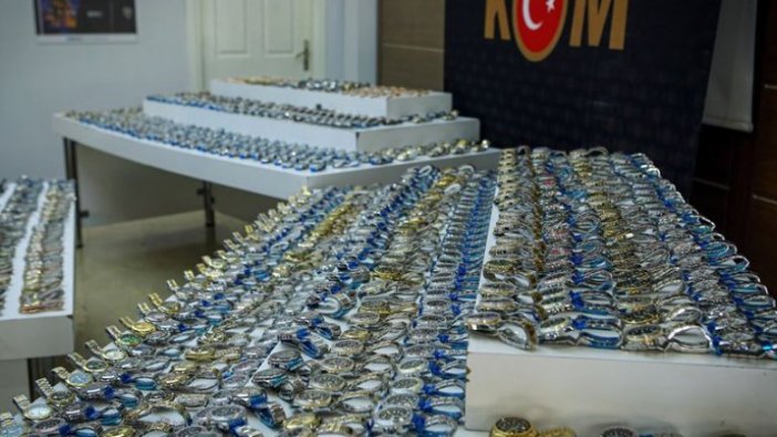 İstanbul'da 6 bin 88 imitasyon kol saati ele geçirildi