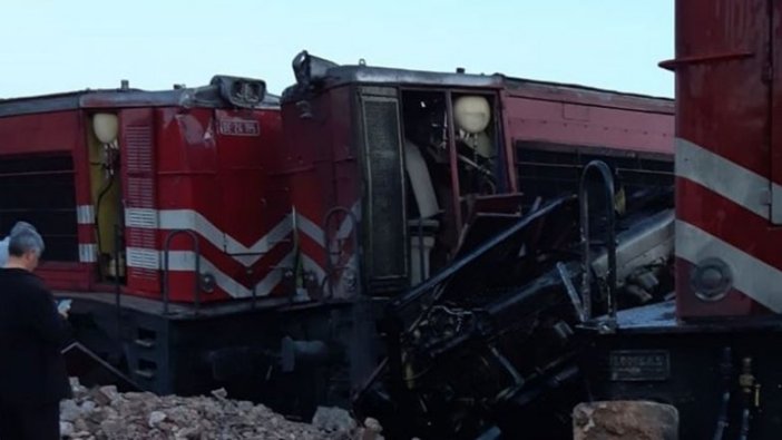 Malatya'da iki yük treni çarpıştı