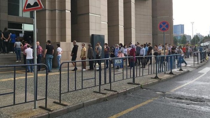 İstanbul Adliyesi'nde "normalleşme" kalabalığı