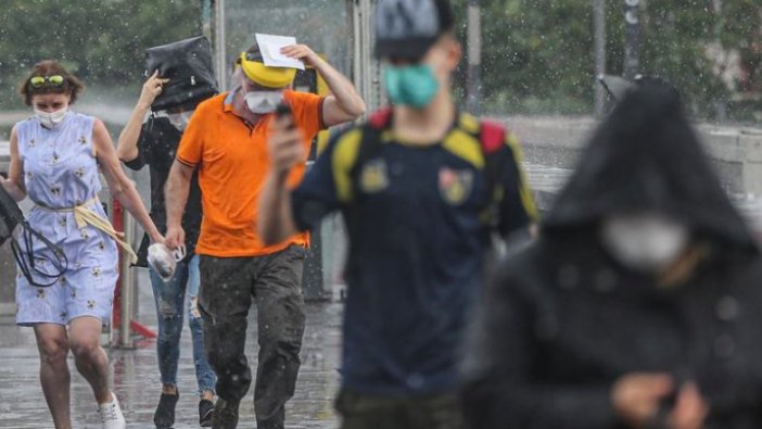 İstanbul'da sağanak etkili oldu
