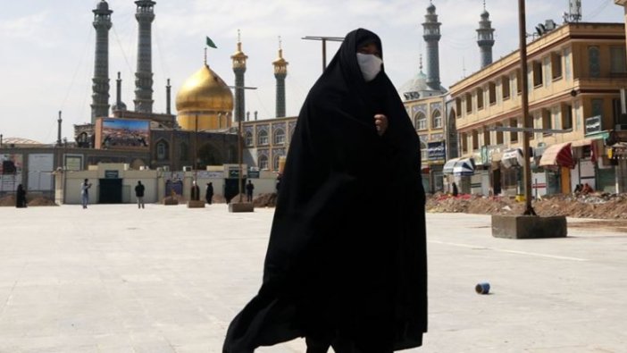 İran bazı bölgelerde maske kullanımını zorunlu hale getiriyor