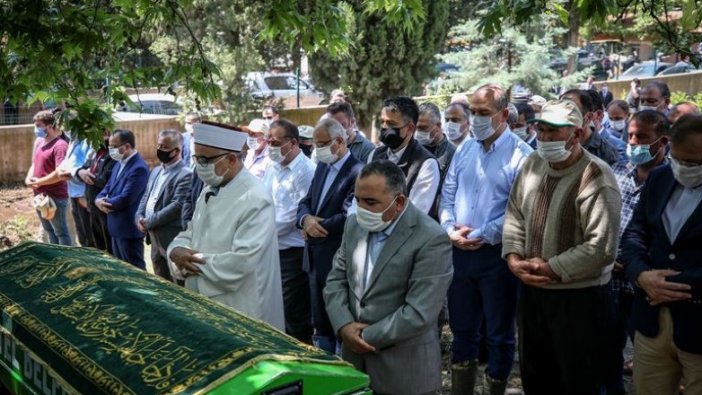 Bursa'daki selde hayatını kaybeden Kader Akbaba'nın cenazesi defnedildi