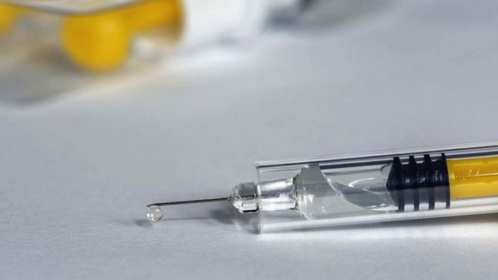 Çin'de klinik testleri süren Kovid-19 aşısı orduda kullanılmaya başlandı