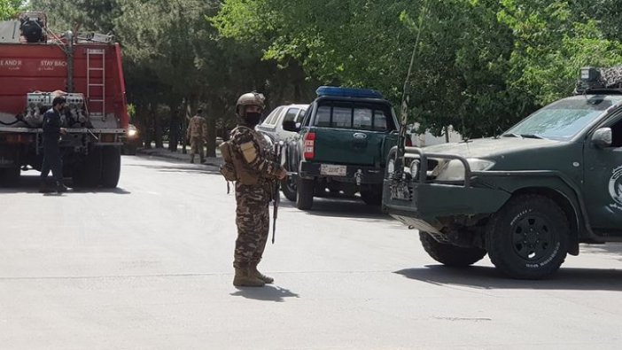 Afganistan'da pazar yerine roketli ve bombalı saldırı: 23 ölü