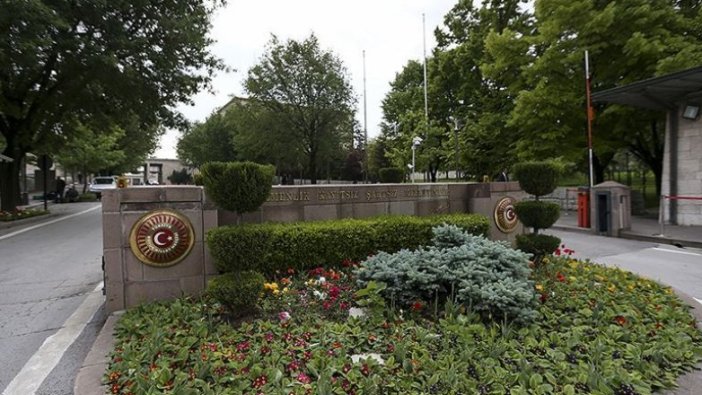 Meclis'te ziyaret yasağı 1 ay daha uzatıldı