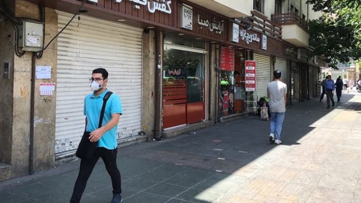 İran'da maske yarından itibaren zorunlu
