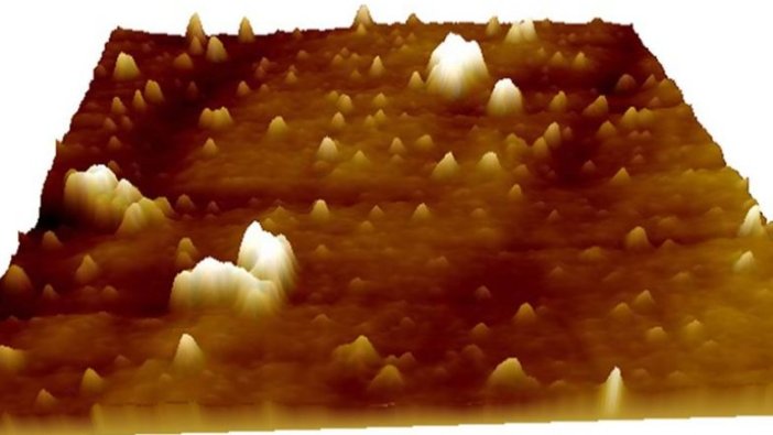 Türk bilim insanları yerli süper mikroskopla Kovid-19'u görüntüledi