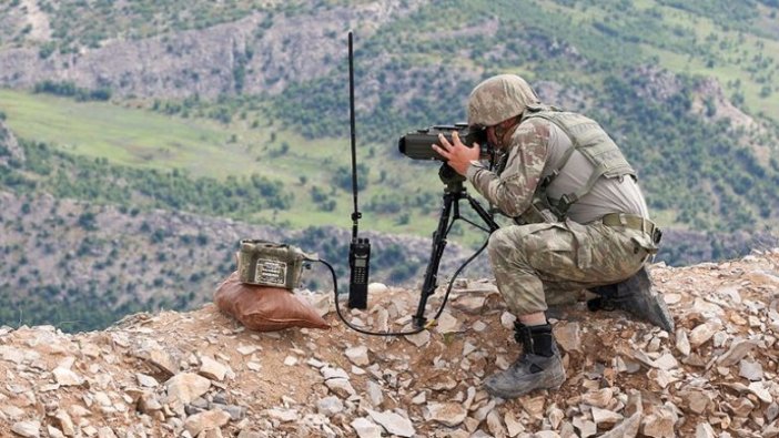 MSB: Fırat Kalkanı bölgesinde 2 PKK/YPG'li terörist gözaltına alındı