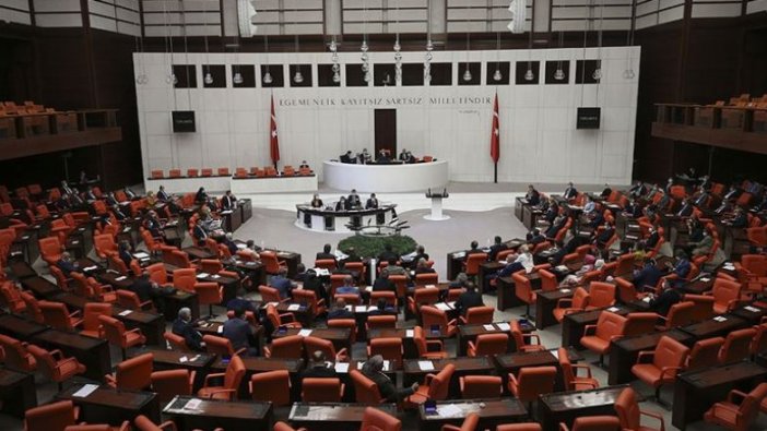 Meclis yargı paketi ile istihdama ilişkin kanun teklifi için mesai yapacak