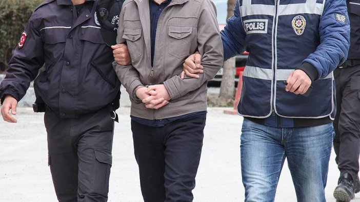 İzmir merkezli FETÖ/PDY operasyonunda 98 gözaltı