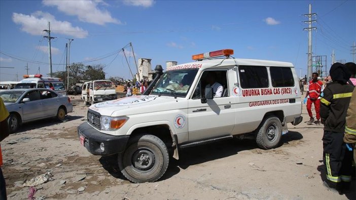 Somali’de askeri üssün önünde patlama: 8 ölü