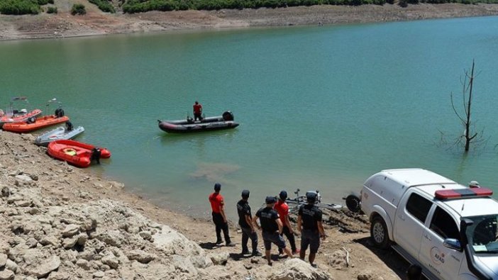 Gülistan Doku'yu su altında arama çalışmaları sona erdi