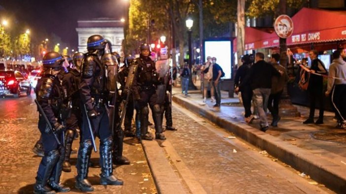 PSG taraftarının final kutlamaları sırasında 36 gözaltı