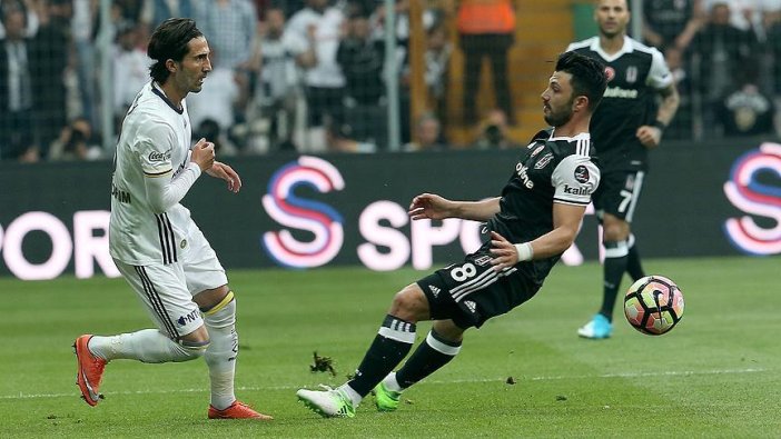 Beşiktaş, derbi maçın son dakikasında yıkıldı