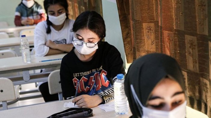 Öğretmenler okullarda mesailerine başladı