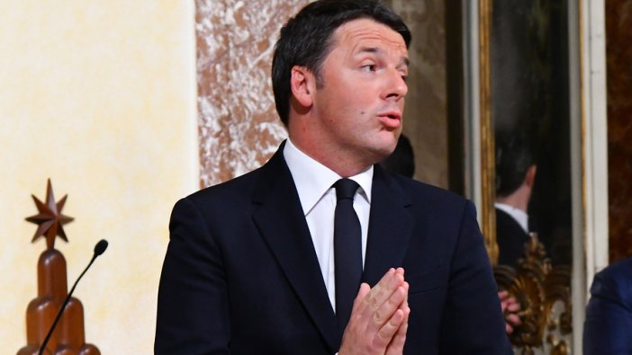 İtalya’da Renzi yeniden partisinin lideri oldu