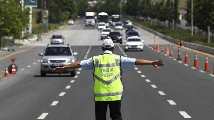 Başkentte 30 Ağustos Zafer Bayramı kutlamaları nedeniyle bazı yollar trafiğe kapatılacak