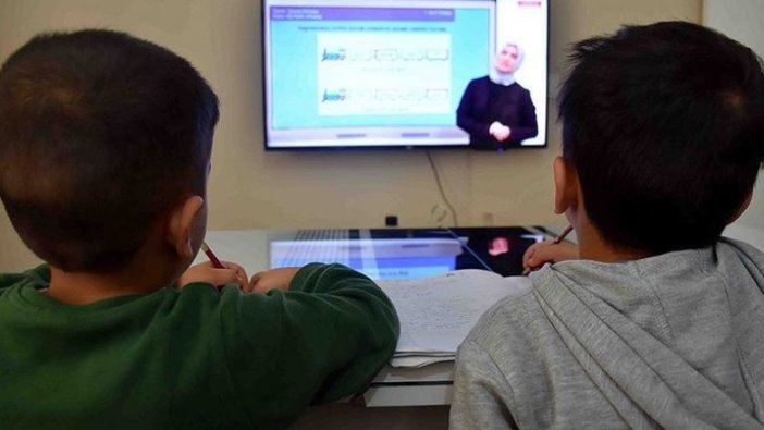 Yeni eğitim-öğretim yılı uzaktan eğitimle yarın başlıyor