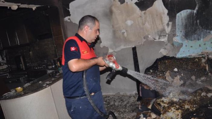 Evdeki yangın maddi hasara yol açtı