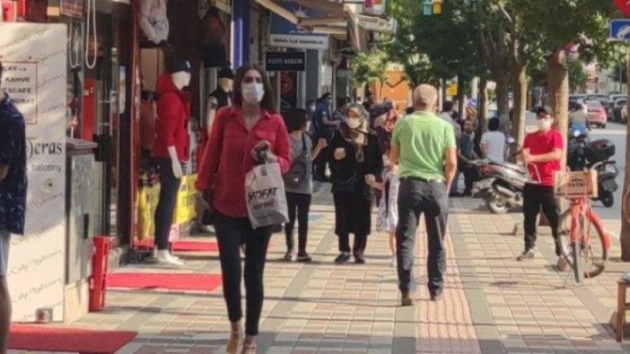 Korona tedbirlerine uymayan 51 kişiye ceza