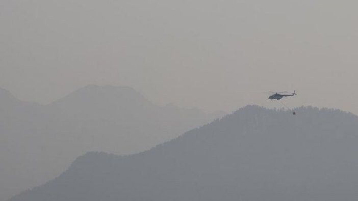 Adana'daki orman yangınına havadan müdahale tekrar başladı