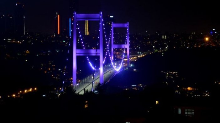 FSM Köprüsü 'alzaymır günü'nde mor ışıkla aydınlatılacak
