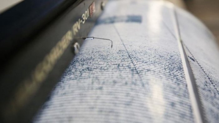 Ege Denizi'nde korkutan deprem